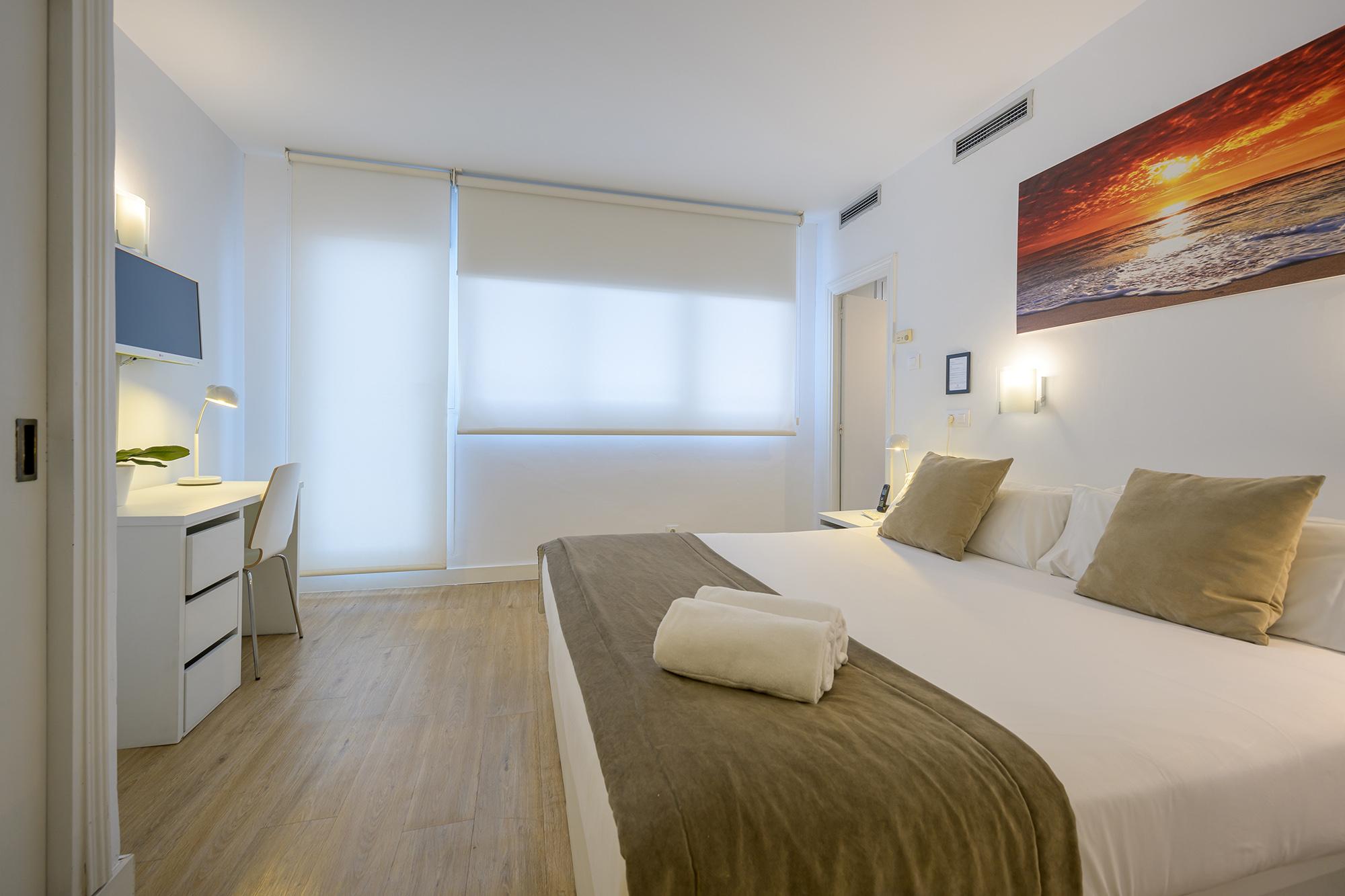 Neomagna Madrid Hotel Exterior photo